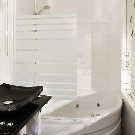 Kleber & Otel 3*